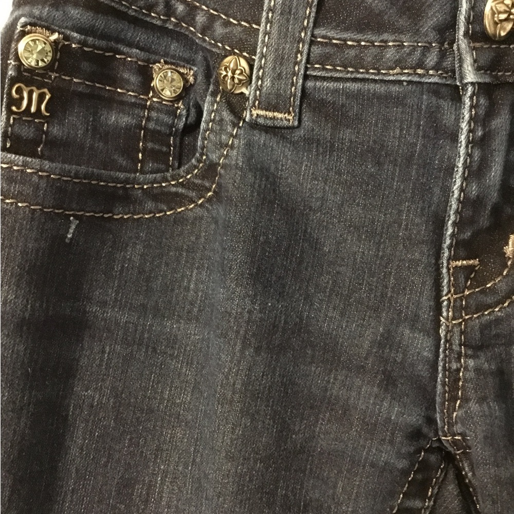 Miss Me Dark Blue Skinny Capris with Silver Embellished Pocket - Picture 4 of 11